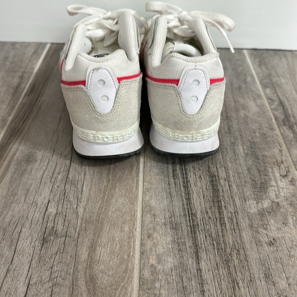 Nike Women’s Venture Racer - very good condition - Picture 3 of 6